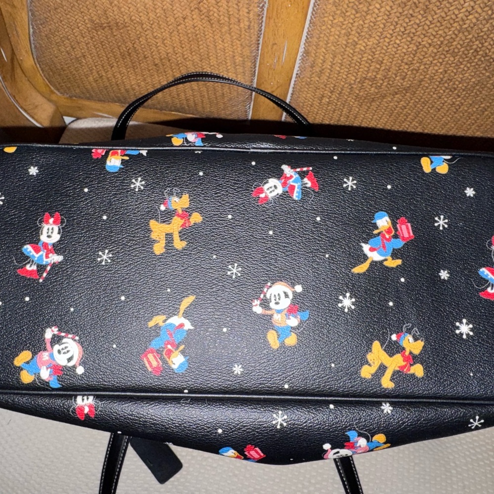 Disney Coach holiday tote - Picture 5 of 5